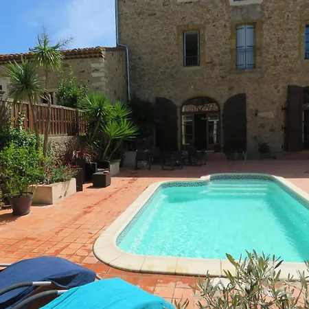 Carignan Apartment